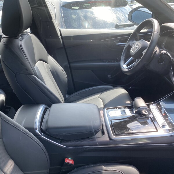 Audi Q8 из Германии (40724)