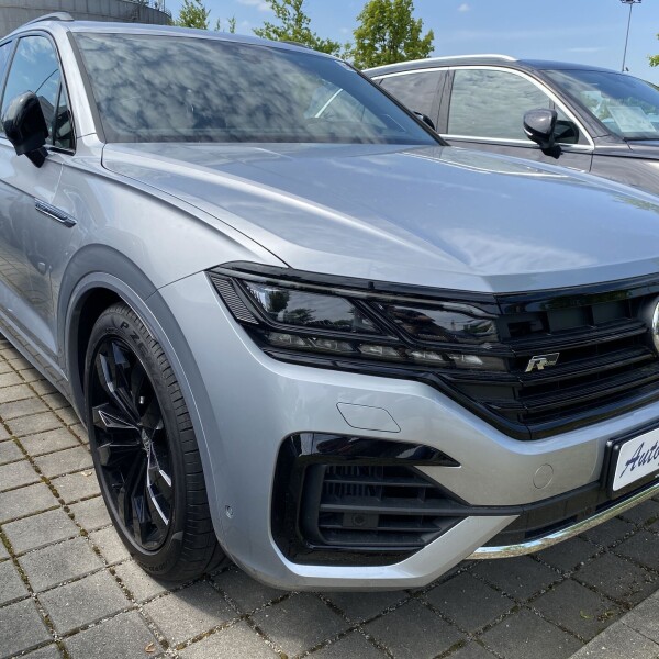 Volkswagen Touareg из Германии (40773)