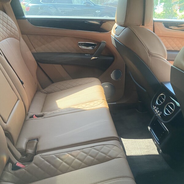 Bentley Bentayga из Германии (40956)