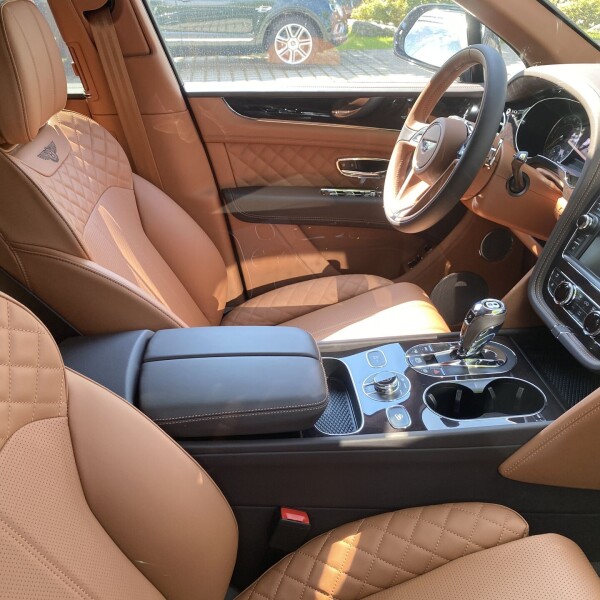 Bentley Bentayga из Германии (40932)