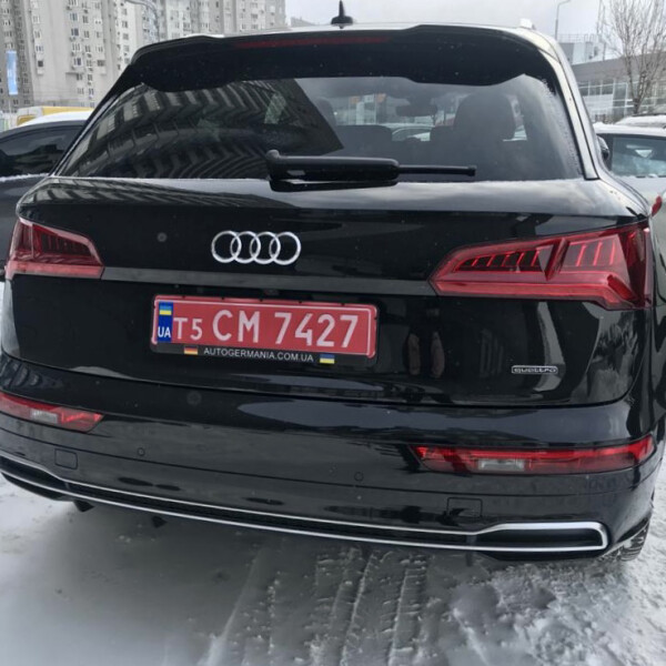 Audi Q5 из Германии (41152)