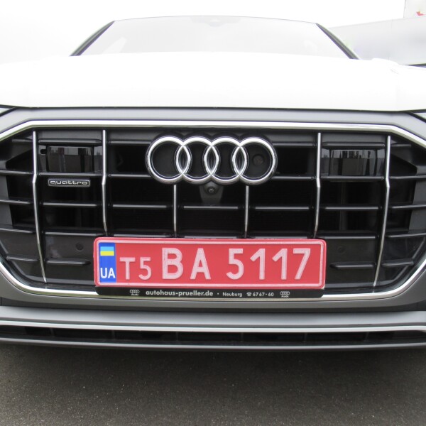 Audi Q8 из Германии (57113)