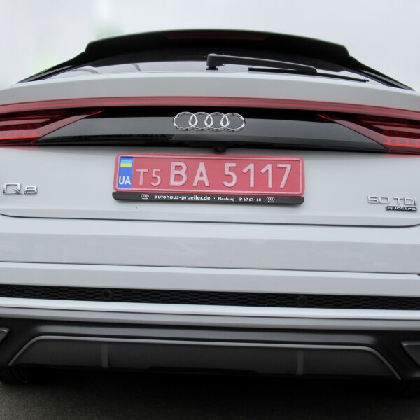 Audi Q8 из Германии (57126)