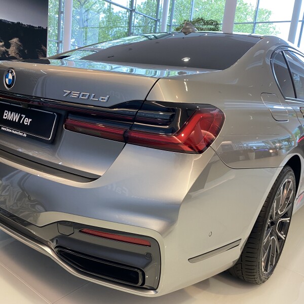 BMW 7-серии из Германии (41817)