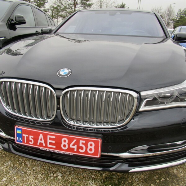 BMW 7-серии из Германии (41962)