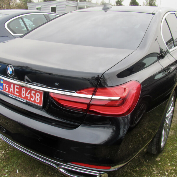 BMW 7-серии из Германии (41939)