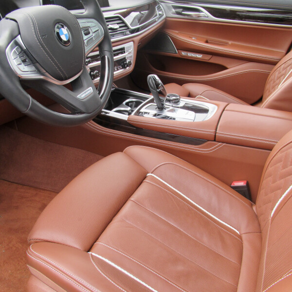 BMW 7-серии из Германии (41975)