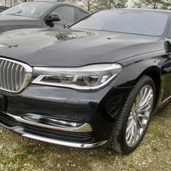 BMW 7-серии из Германии (41973)
