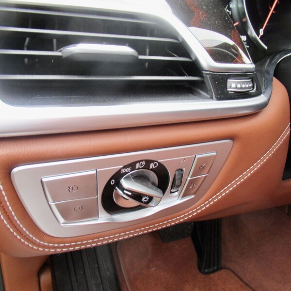 BMW 7-серии из Германии (41996)