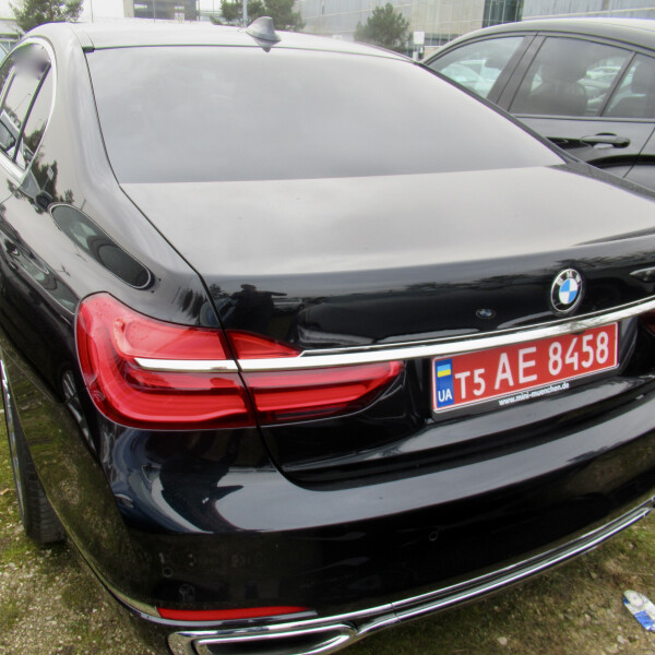 BMW 7-серии из Германии (41936)