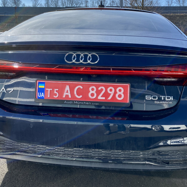 Audi A7  из Германии (42544)