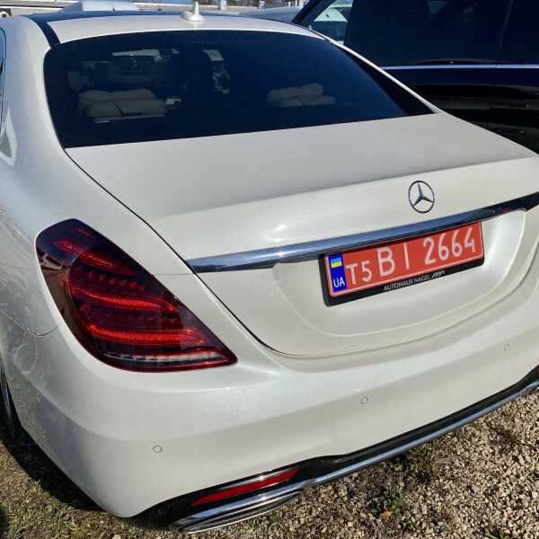 Mercedes-Benz S-Klasse из Германии (42700)