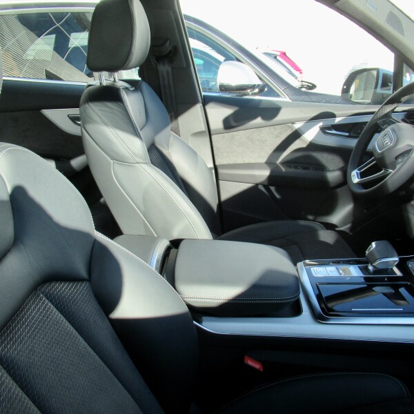Audi Q7 из Германии (42850)