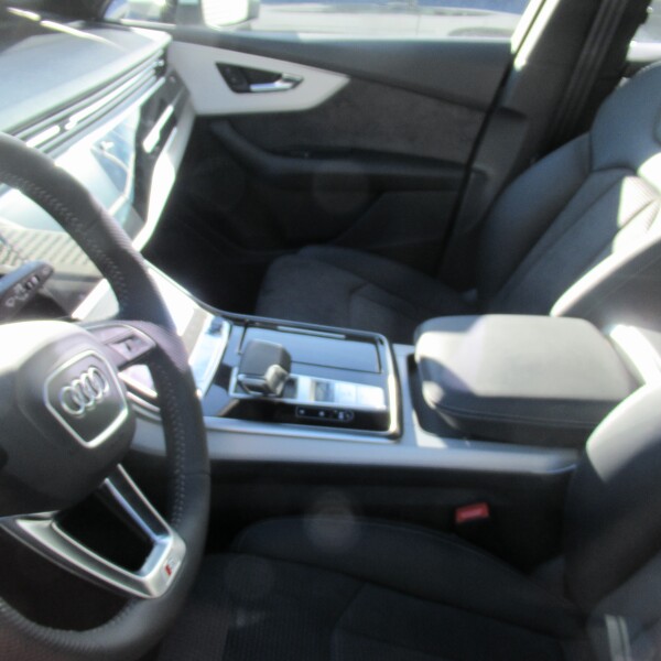 Audi Q7 из Германии (42853)