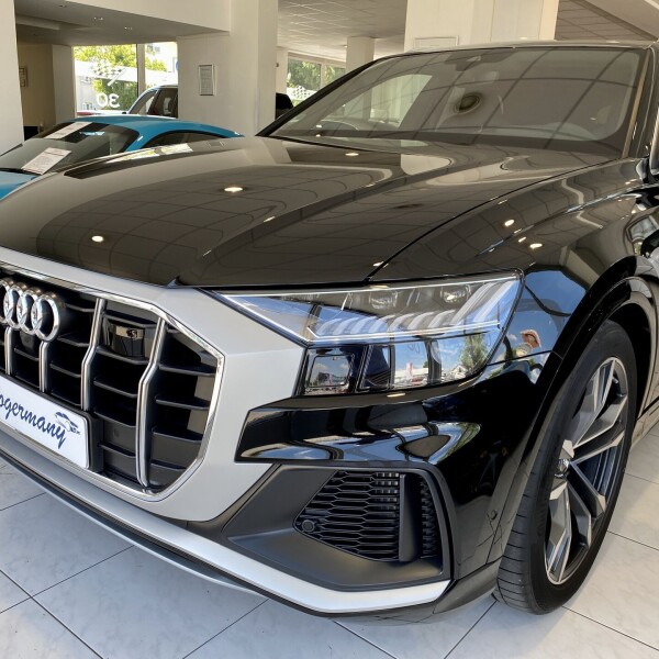 Audi SQ8 из Германии (43162)