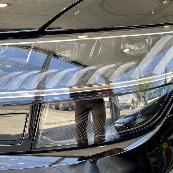 Audi SQ8 из Германии (43188)