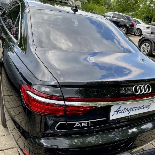 Audi A8  из Германии (43386)