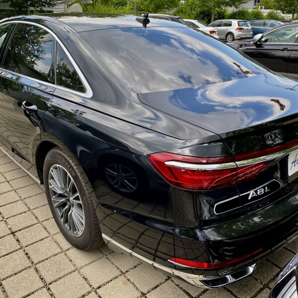 Audi A8  из Германии (43385)