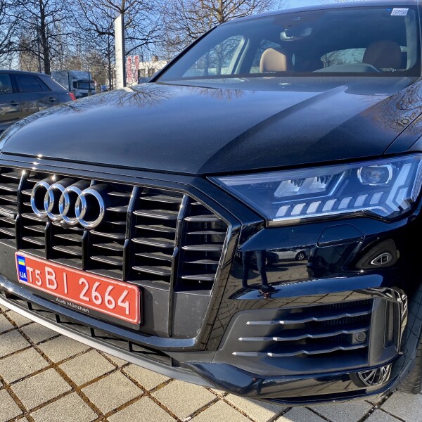 Audi Q7 из Германии (43844)