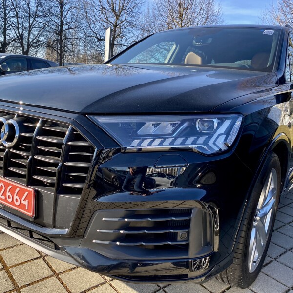 Audi Q7 из Германии (43843)