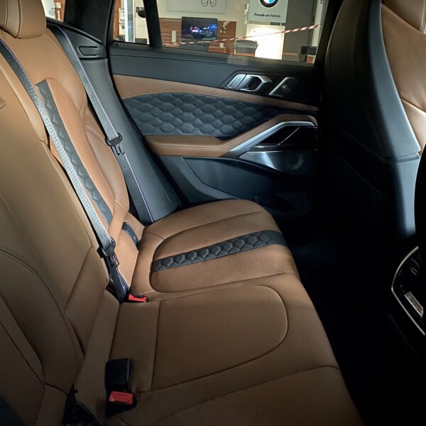 BMW X6 M из Германии (44420)