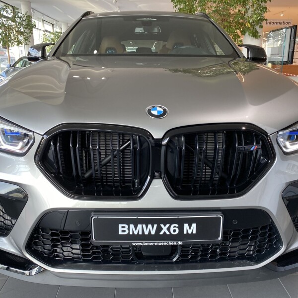 BMW X6 M из Германии (44407)