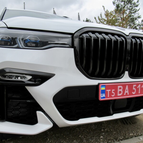 BMW X7 из Германии (44668)