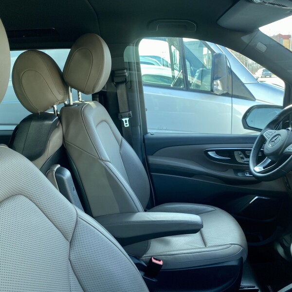 Mercedes-Benz Vito/ Viano V220, V250, V300 из Германии (44792)