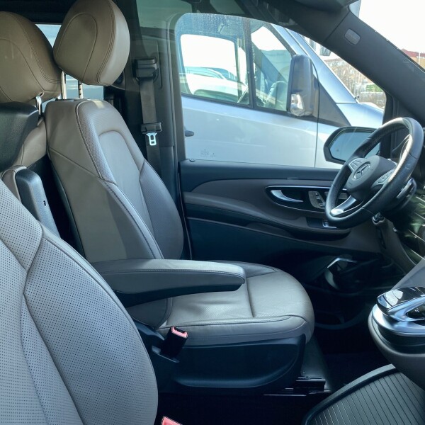 Mercedes-Benz Vito/ Viano V220, V250, V300 из Германии (44786)