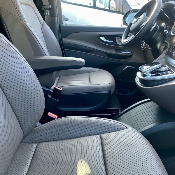 Mercedes-Benz Vito/ Viano V220, V250, V300 из Германии (44794)