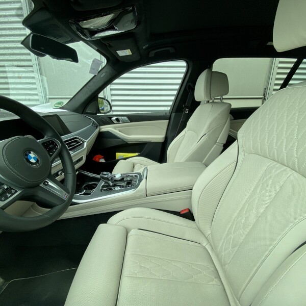 BMW X7 из Германии (48816)