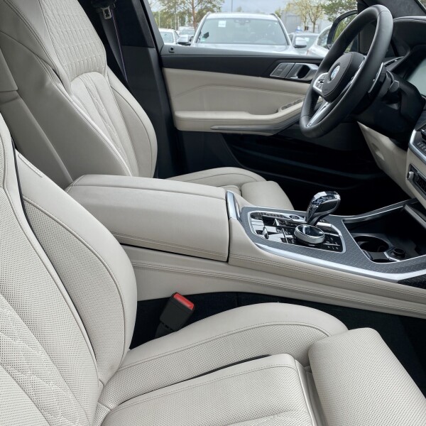 BMW X7 из Германии (48828)