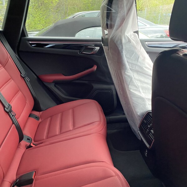 Porsche Macan из Германии (45139)