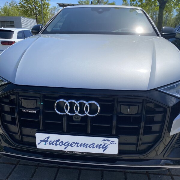 Audi SQ8 из Германии (45188)