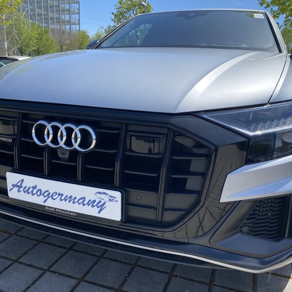 Audi SQ8 из Германии (45186)
