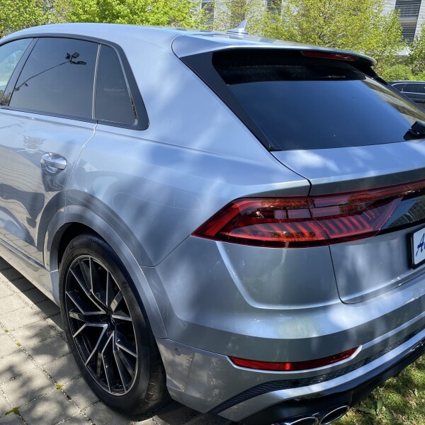 Audi SQ8 из Германии (45177)
