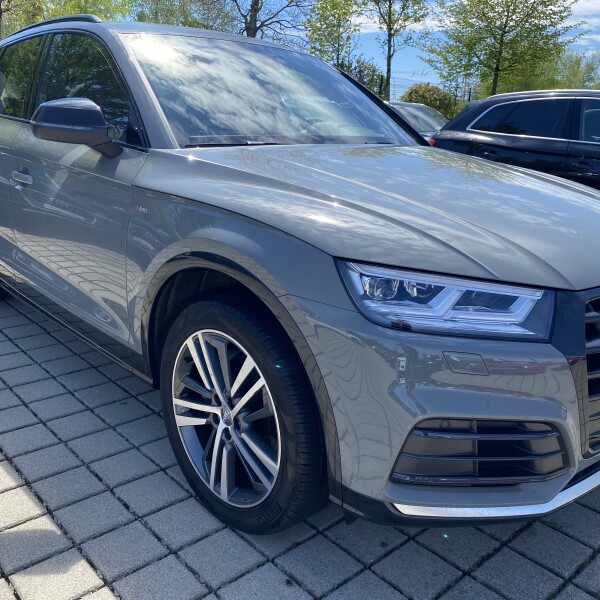 Audi Q5 из Германии (45490)