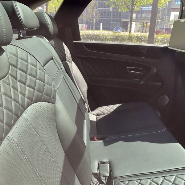Bentley Bentayga из Германии (45739)
