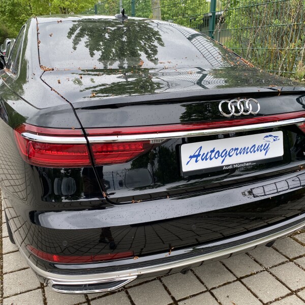 Audi A8  из Германии (46239)