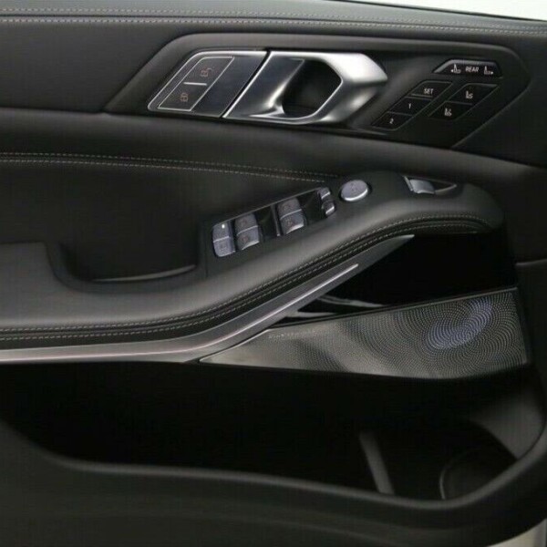 BMW X7 из Германии (46399)