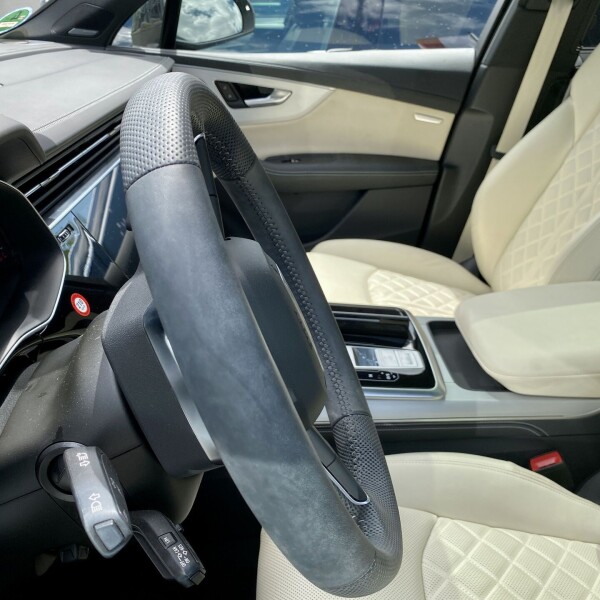 Audi SQ7 из Германии (46472)