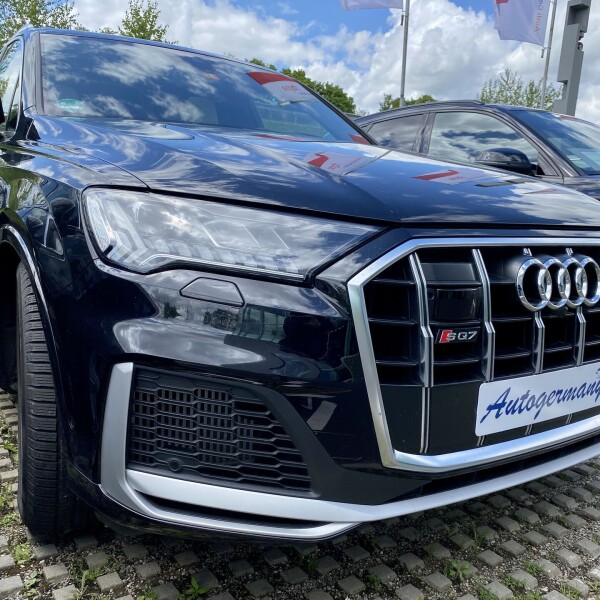 Audi SQ7 из Германии (46456)