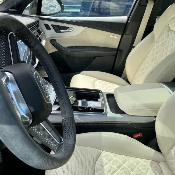 Audi SQ7 из Германии (46471)