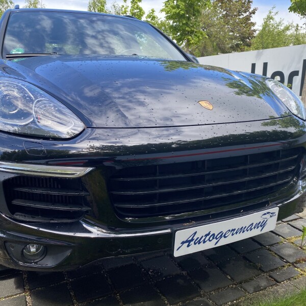 Porsche Cayenne из Германии (47350)
