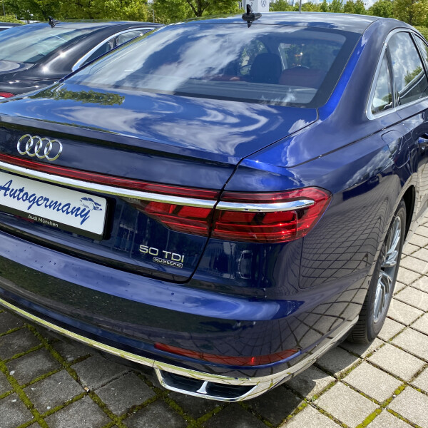 Audi A8  из Германии (47756)