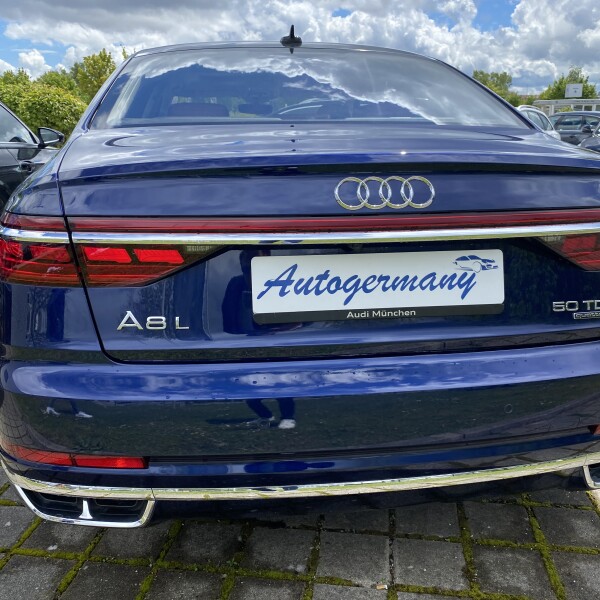 Audi A8  из Германии (47749)