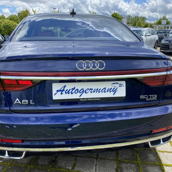 Audi A8  из Германии (47750)