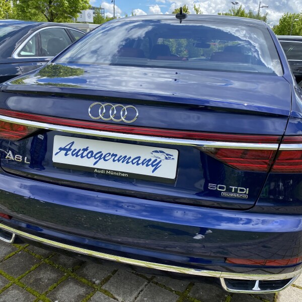 Audi A8  из Германии (47752)