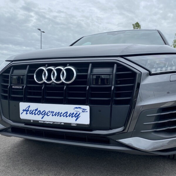 Audi Q7 из Германии (47878)
