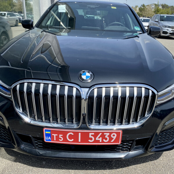 BMW 7-серии из Германии (48159)